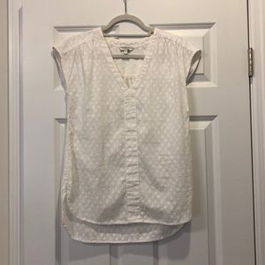 Cute cotton patterned cap-sleeve, v-neck blouse